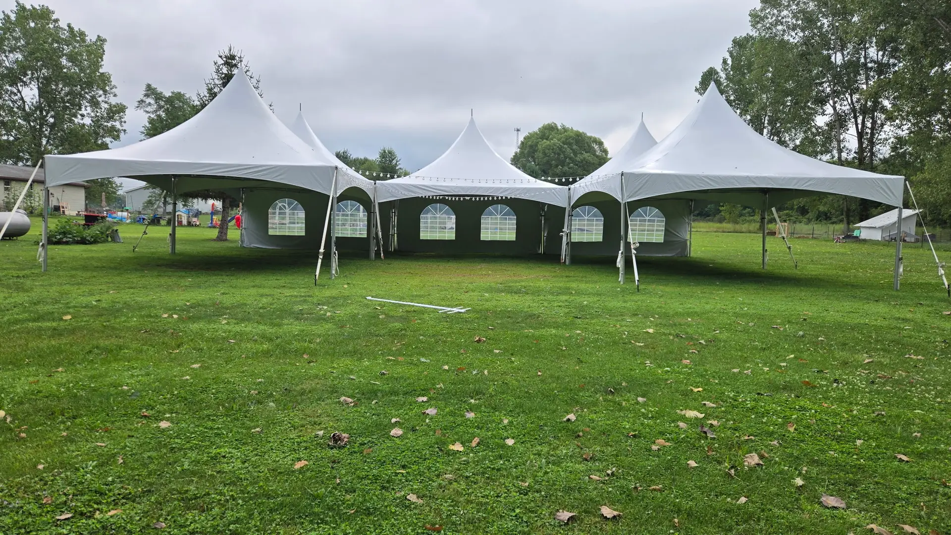 Signature 200 The Luxe Gathering tent and event layout for 200 guests